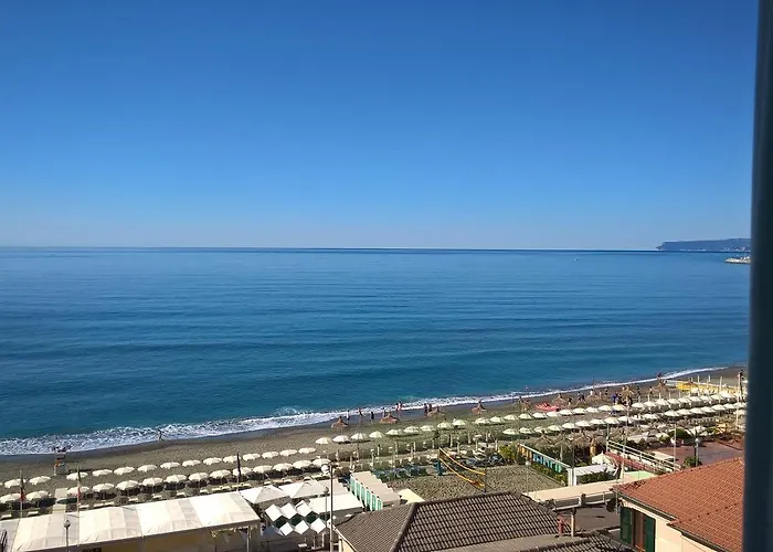 Отель Ideale Варацце